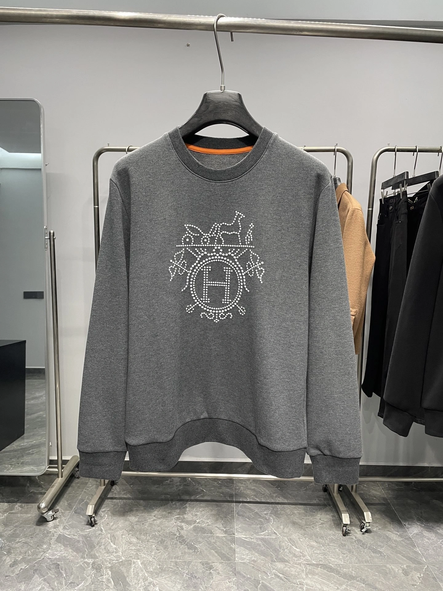 wg.luxury-- H5r75s Cotton embroidery oversize 2colour item: E-F000J1336-2